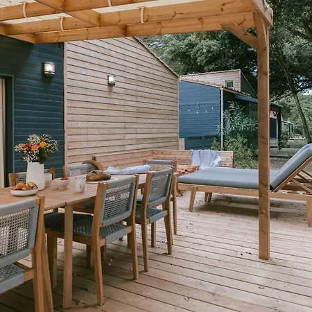 Slow Village Кемпинг Сен-Мартен-де-Ре